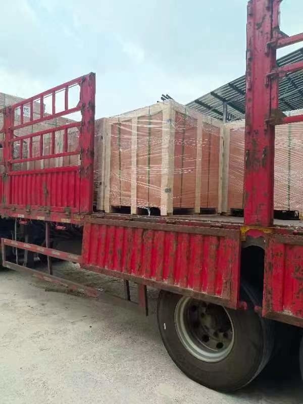 لعاب قهوه ای عایق پست چینی ایستگاهی با مقاومت بالا ANSI TR-208