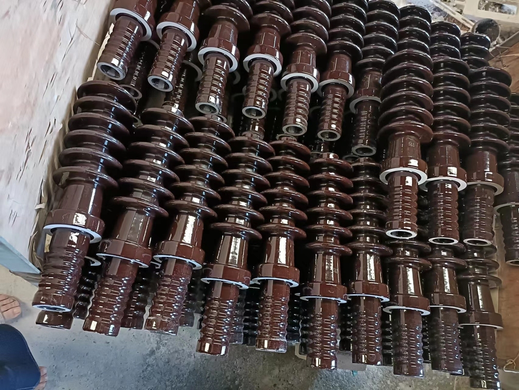IEC 60168 Oil ASS ترانسفورماتور پرسلن بوشینگ قهوه ای لعاب دار بازار کره 150 کیلوولت