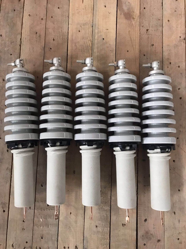 مونتاژ بوش ANSI استاندارد 18kV ولتاژ پایین