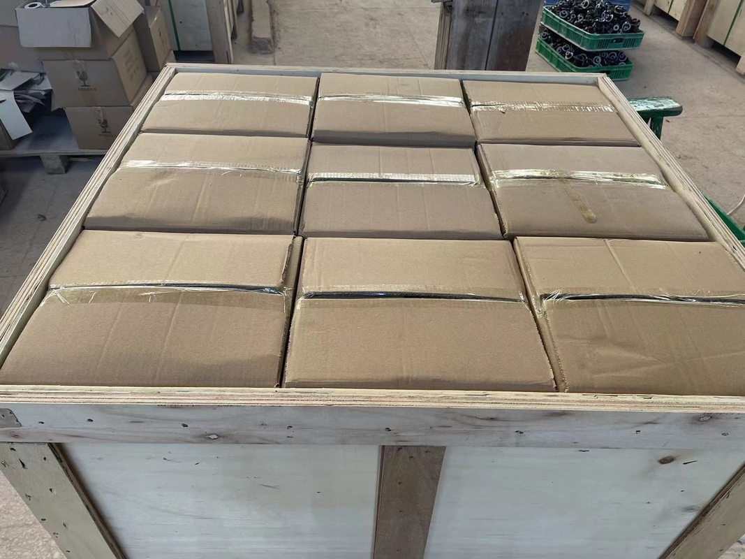 بوش چینی ترانسفورماتور 1 کیلو ولت 2000 آمپر لعاب قهوه ای