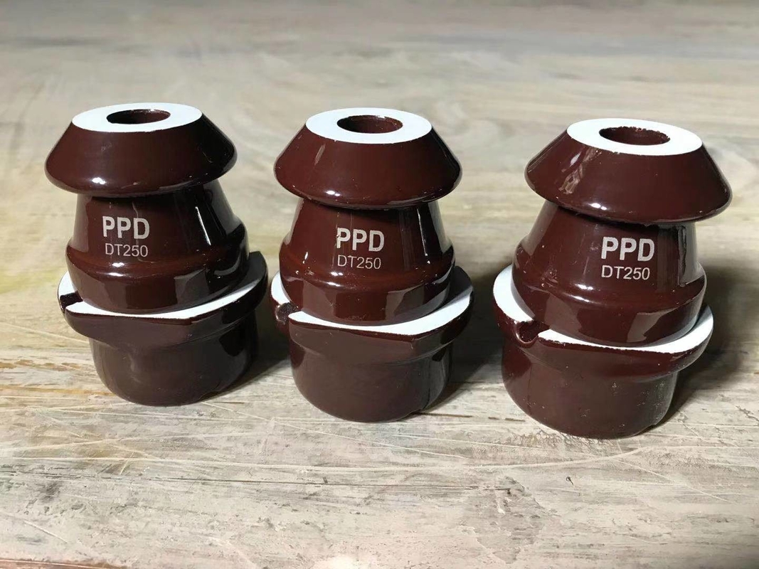 DIN 1kV 250A ترانسفورماتور چینی بوش رنگ قهوه ای OEM موجود