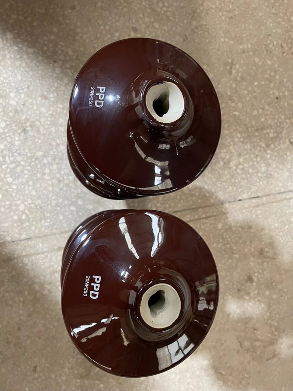 DIN42531 پرسلن C-110 ترانسفورماتور برقی بوشینگ قهوه ای لعاب OEM