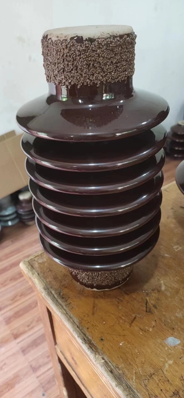 عایق چینی پست لعاب قهوه ای ANSI TR-208 8.9kN
